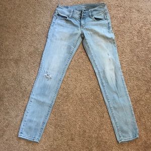 American Eagle blue jeans